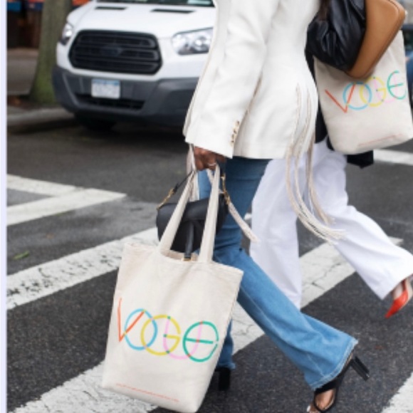 Vogue Magazine Canvas Tote - Picture 1 of 4
